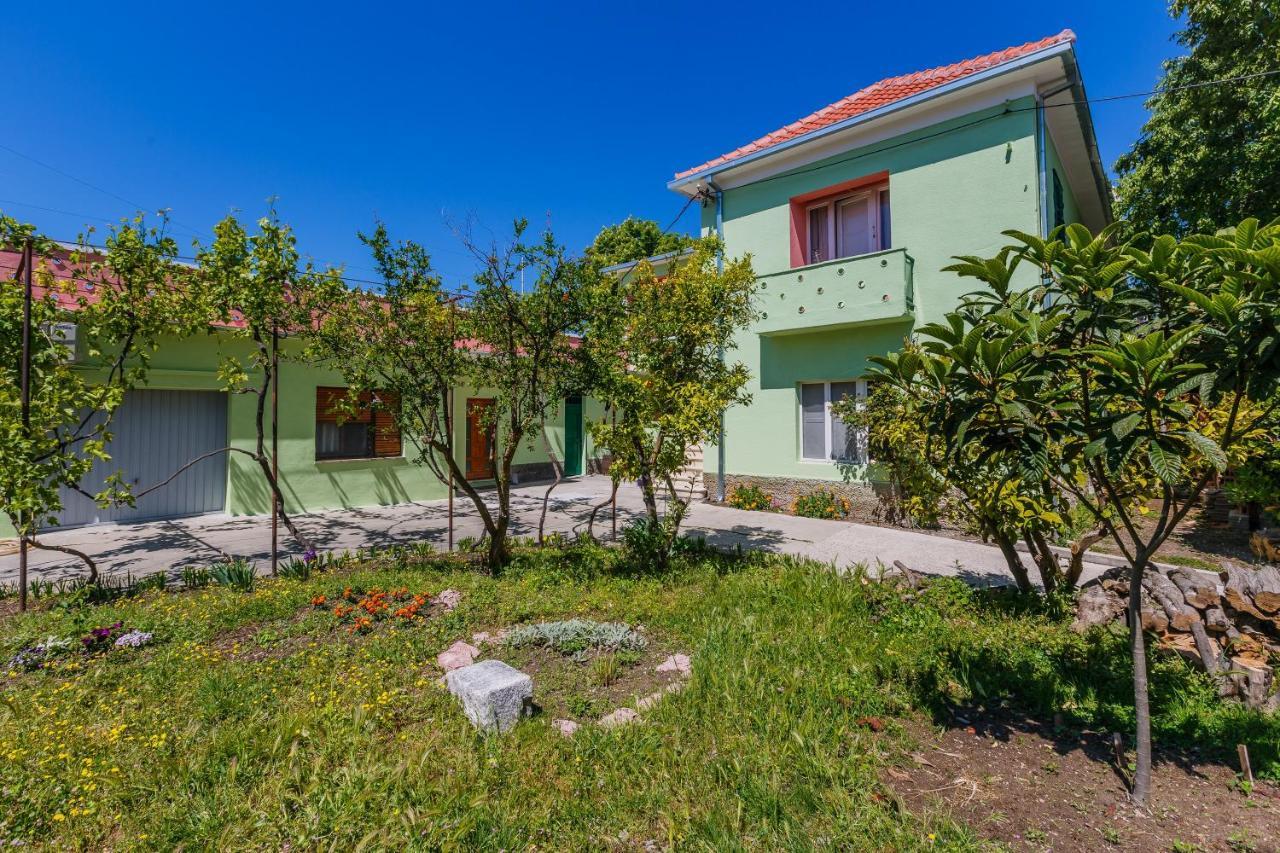 Apartments By The Sea Kastel Stari, Kastela - 14577 Exteriör bild